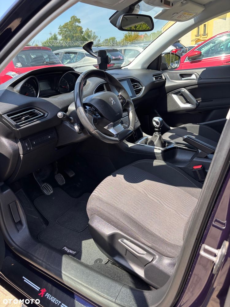 Peugeot 308 - 10