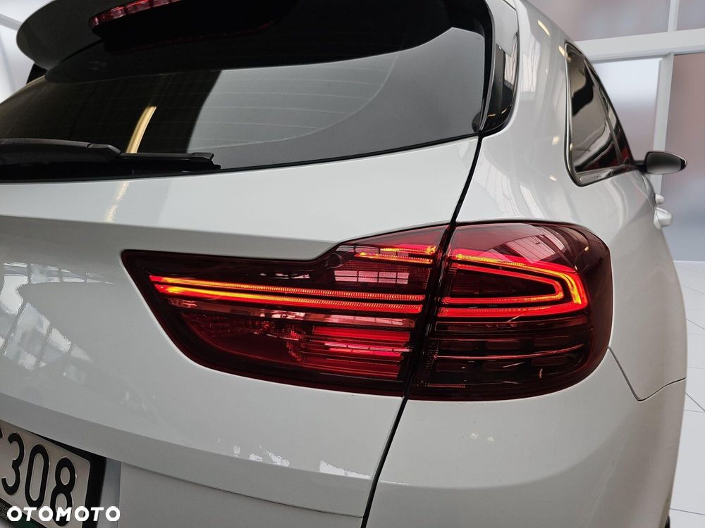 Kia Ceed 1.5 T-GDI M - 34