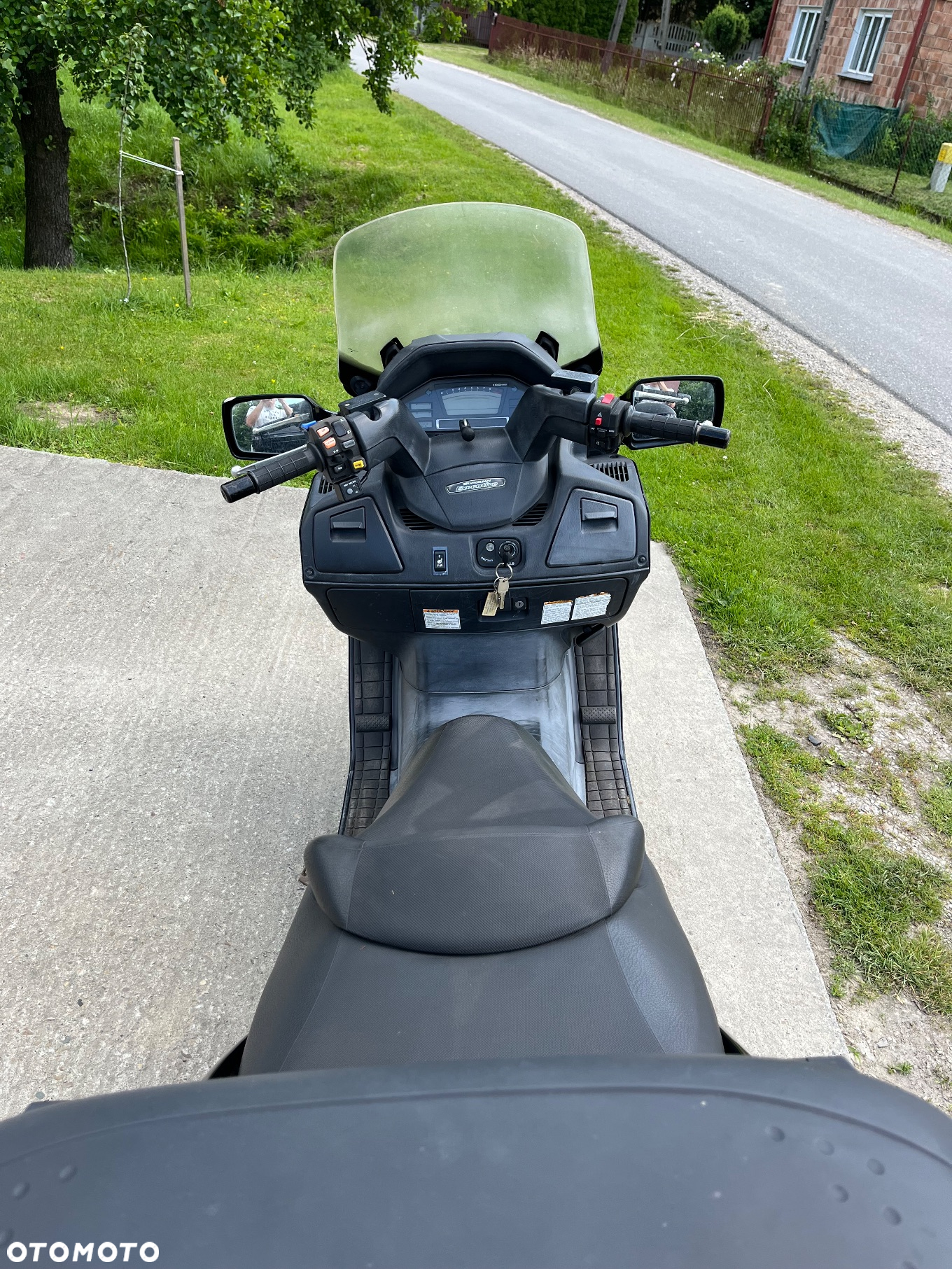 Suzuki Burgman - 5