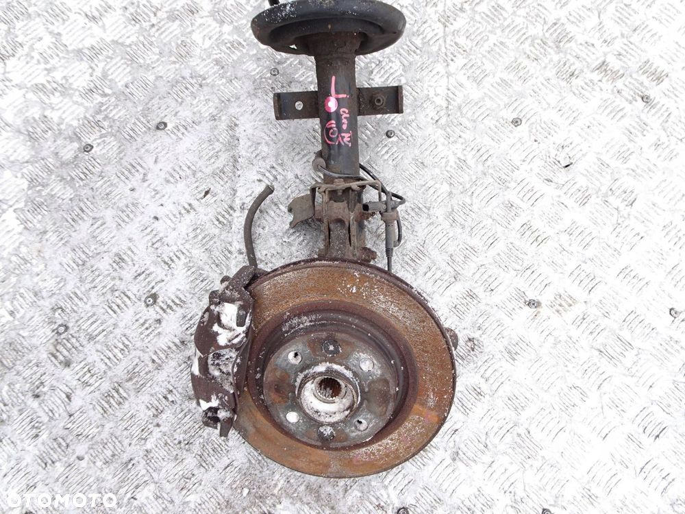 zwrotnica kolumna lewa renault clio iv 1.2 benzyna - 2