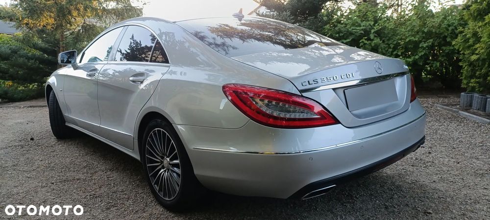 Mercedes-Benz CLS 350 CDI DPF 4Matic BlueEFFICIENCY 7G-TRONIC - 2
