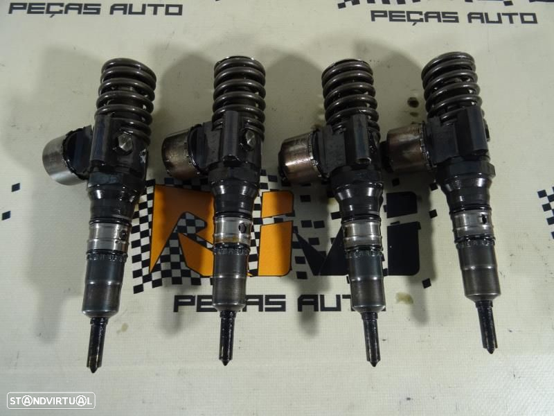 Injetores Audi A3 (8P1)  Bm / 036130073G / 0414720404 - 3
