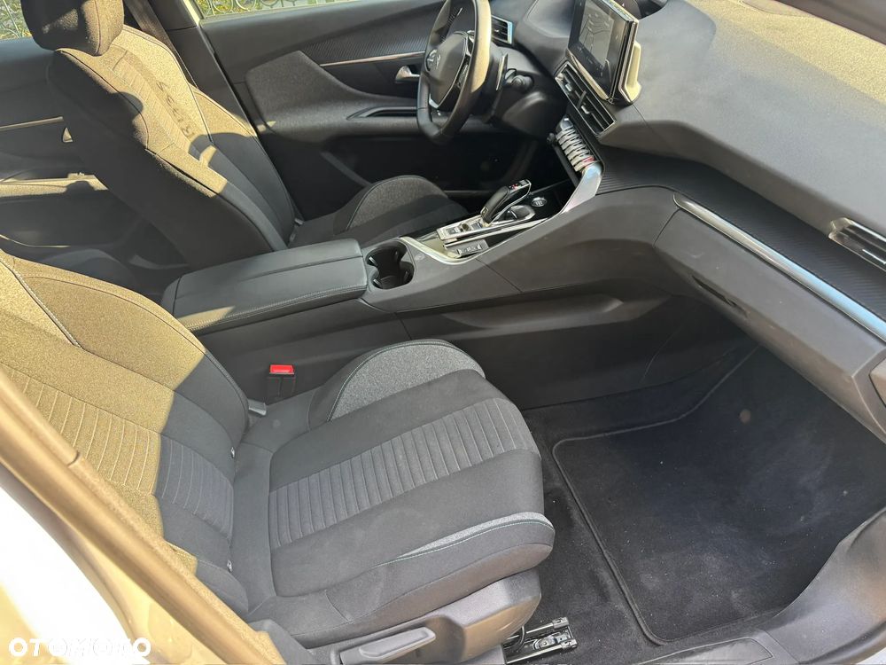 Peugeot 3008 - 12