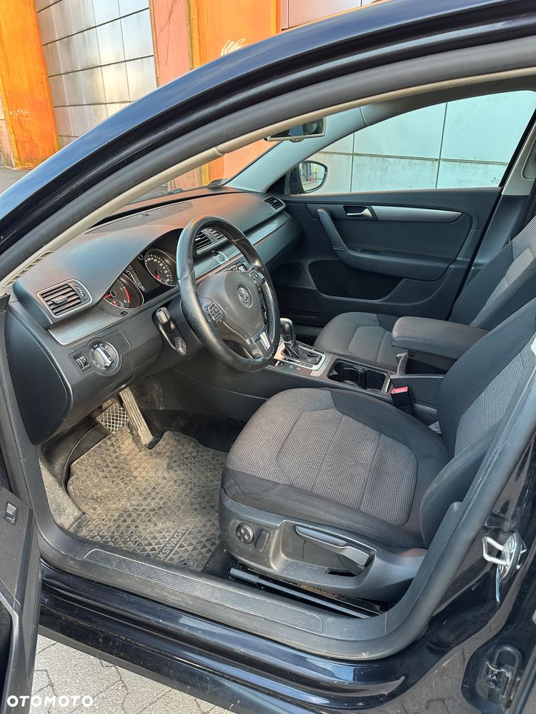 Volkswagen Passat 2.0 TDI Highline DSG - 20