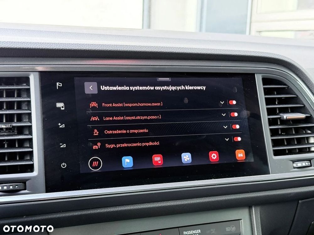 Cupra Ateca 2.0 TSI 4Drive VZ DSG - 28