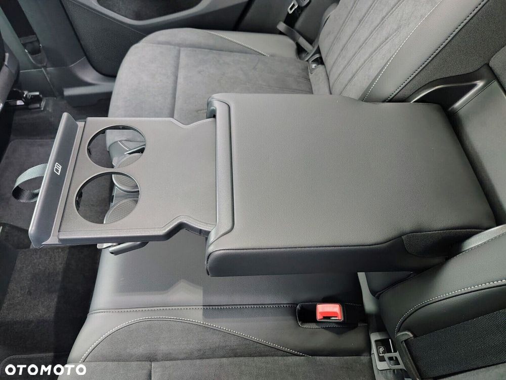 Volkswagen Tiguan 1.5 eTSI Elegance DSG - 19