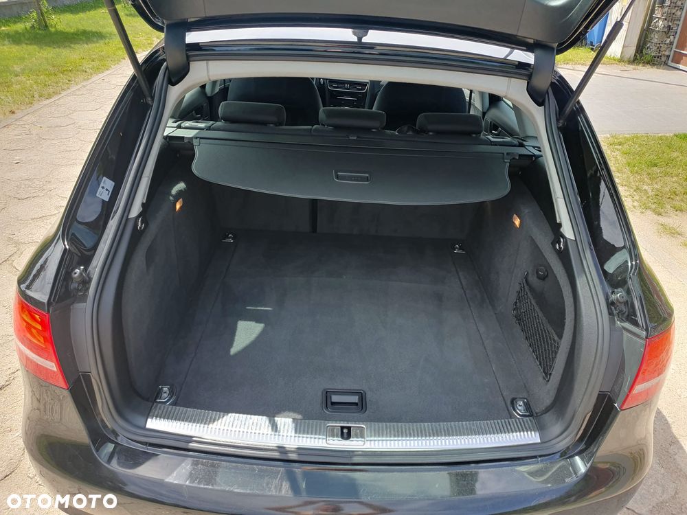 Audi A4 Avant 2.0 TDI Quattro - 16