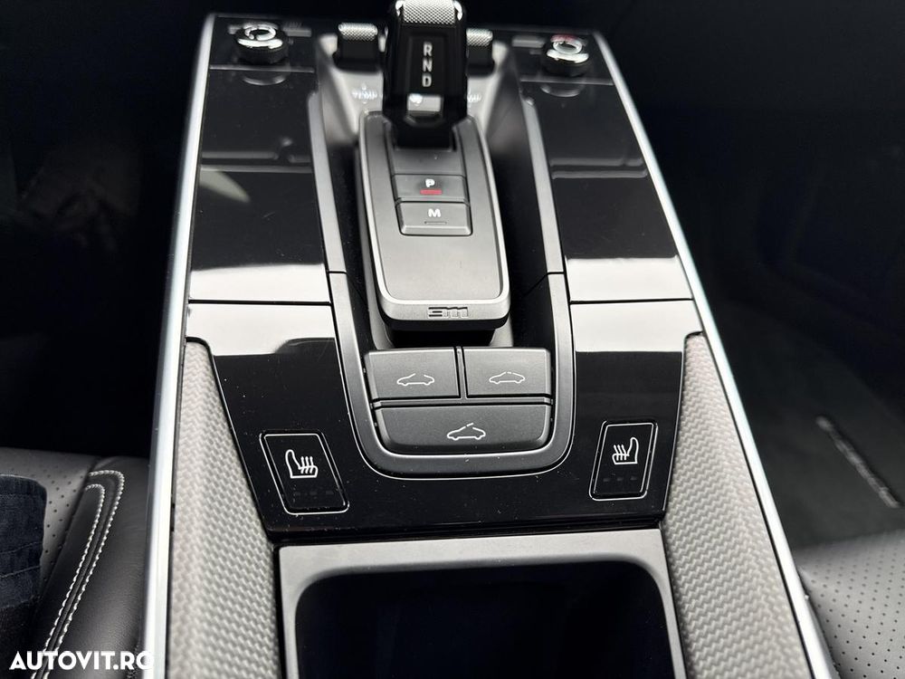 Porsche 911 Carrera S PDK - 21