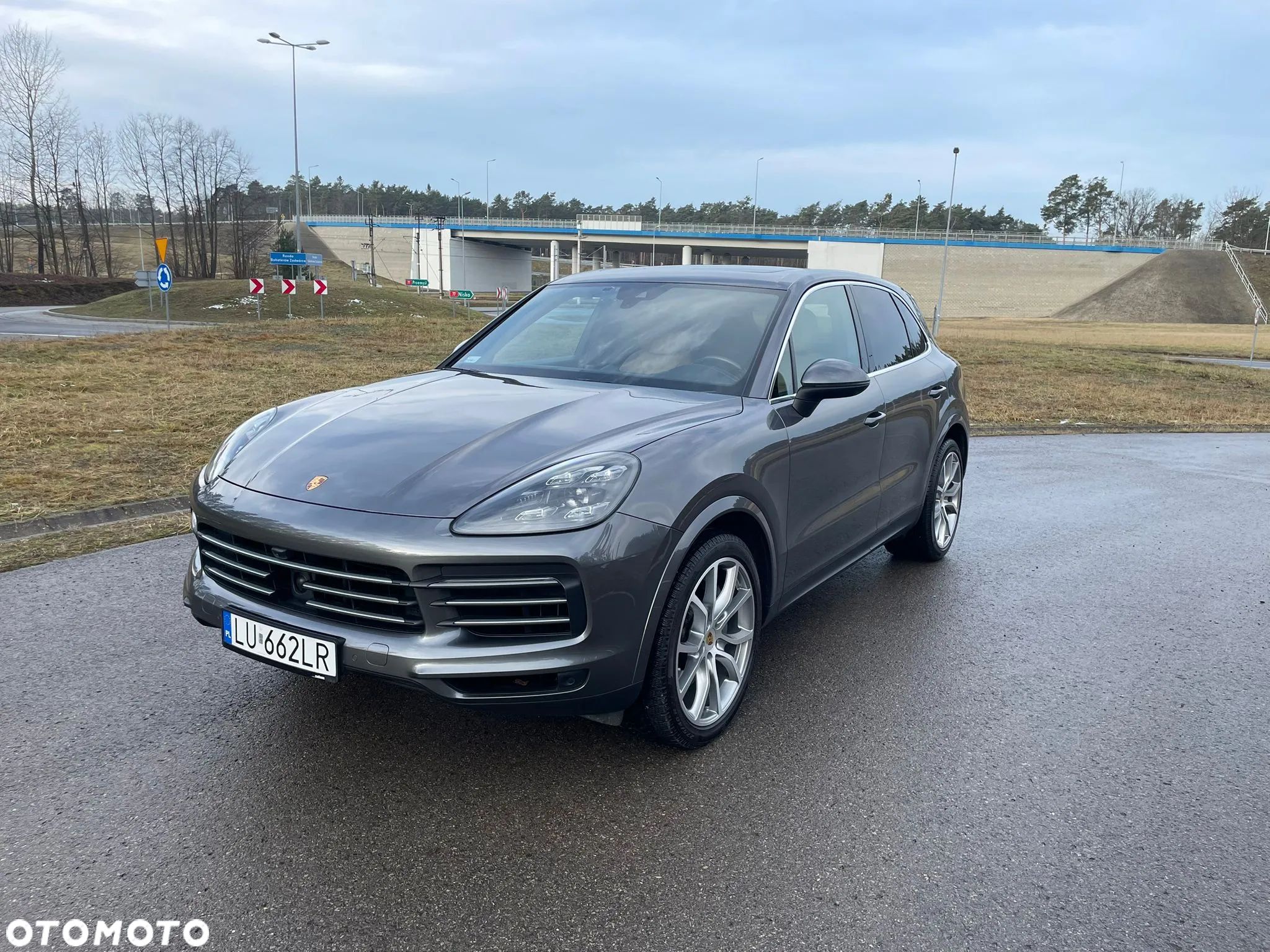 Porsche Cayenne S - 1