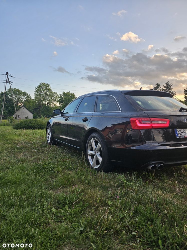 Audi A6 Avant - 1