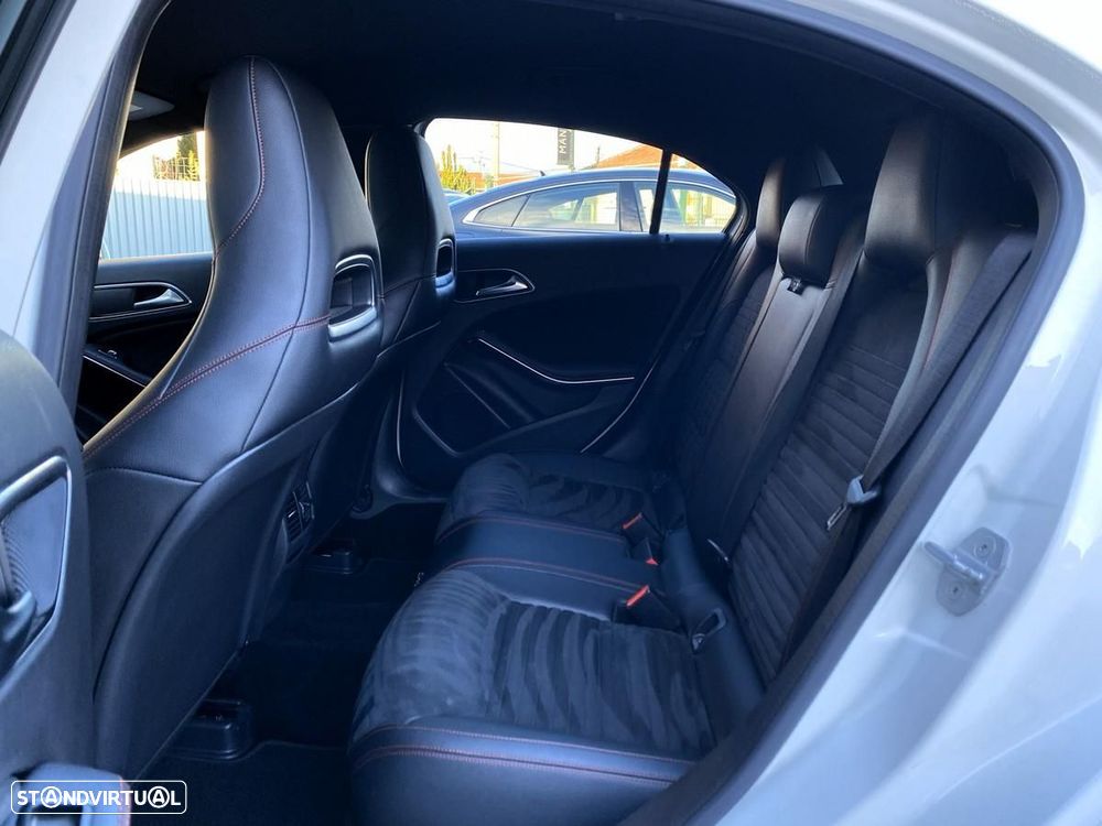 Mercedes-Benz A 200 d AMG Line Aut. - 29