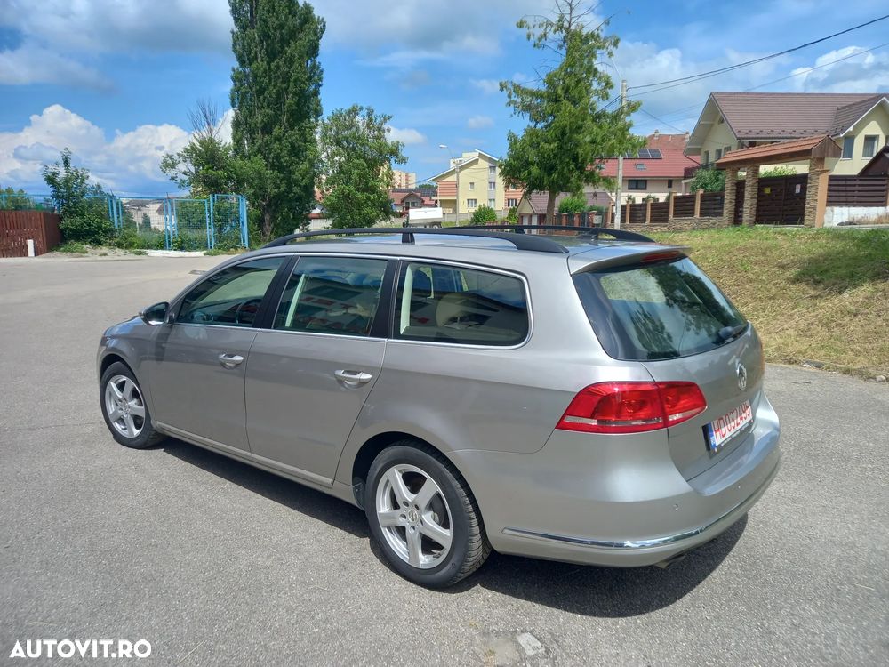 Volkswagen Passat 1.6 TDI DPF BlueMotion Technology Highline - 20