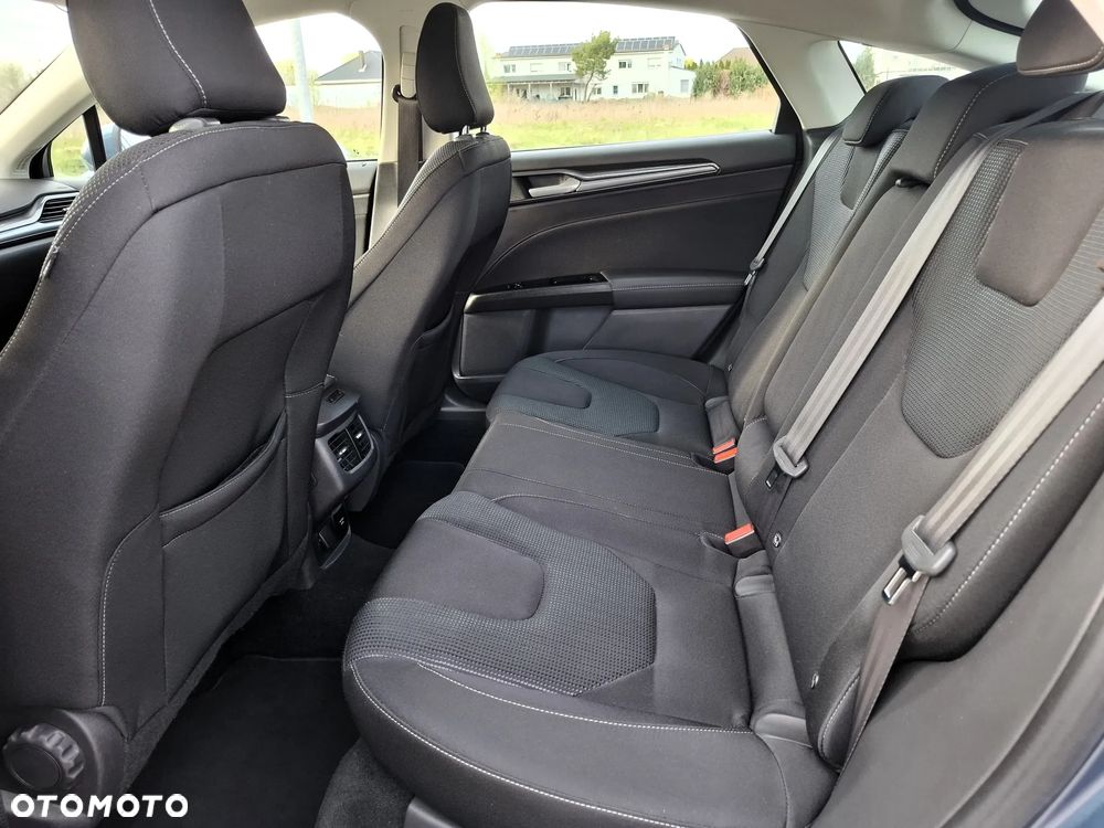 Ford Mondeo 2.0 EcoBlue Titanium - 22