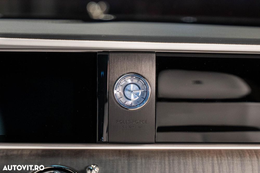 Rolls-Royce Ghost - 40