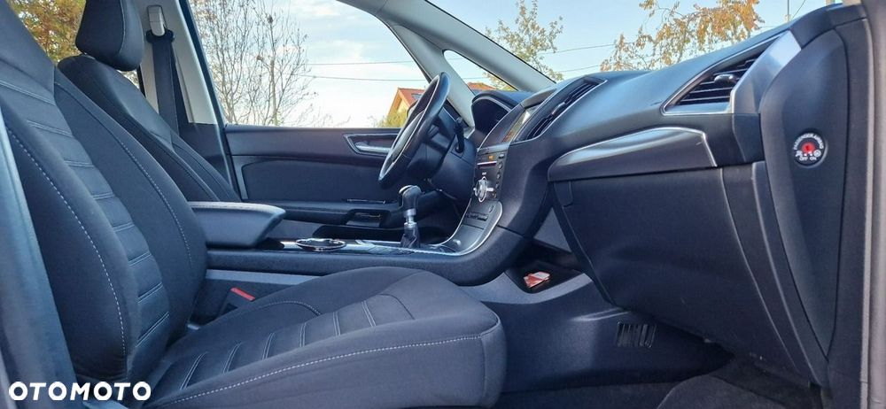 Ford Galaxy - 31