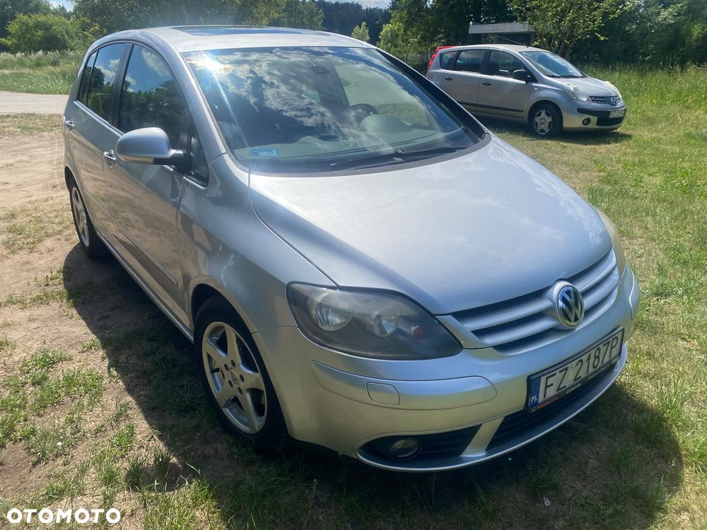 Volkswagen Golf Plus 1.6 FSI Comfortline Tiptr - 1
