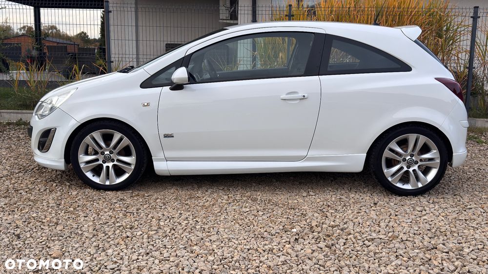 Opel Corsa - 11
