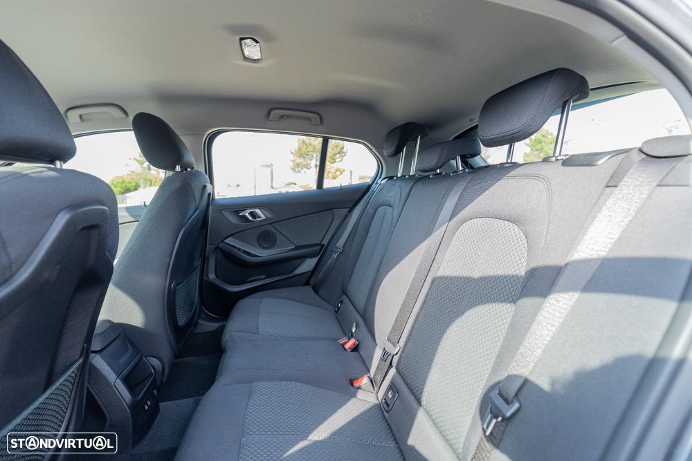 BMW 116 d Advantage — fotografia 9