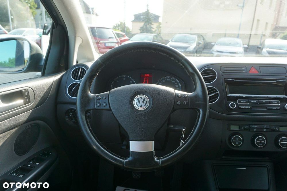 Volkswagen Golf Plus - 13