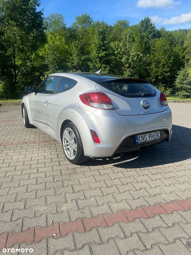 Hyundai Veloster 1.6 GDI Comfort - 3