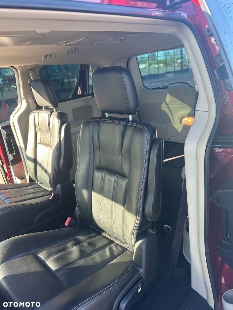 Chrysler Town & Country 3.6 Touring - 2