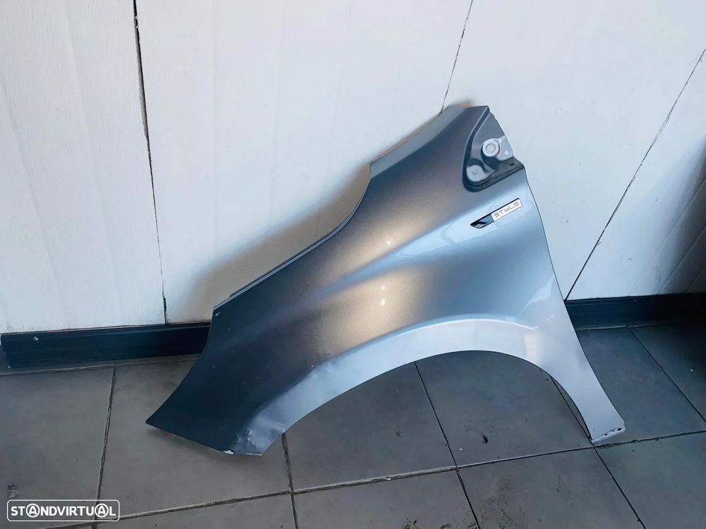 Guarda Lamas Esquerdo Peugeot 108 - 2014 / 2023 - 2