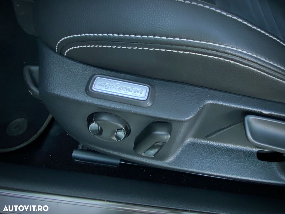 Volkswagen Passat - 22