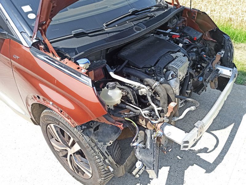 Peugeot 5008 - 8