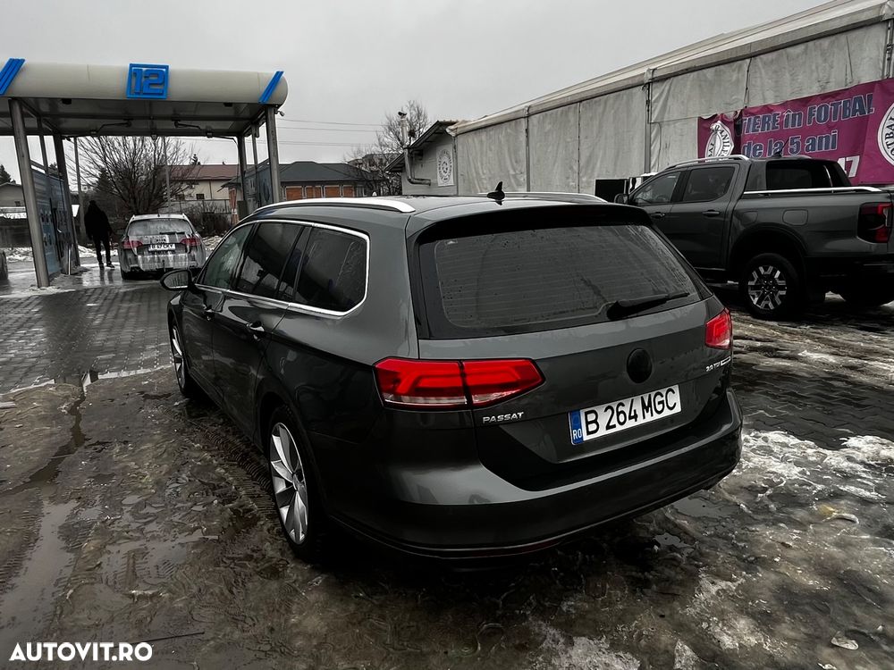 Volkswagen Passat 2.0 TDI DSG Comfortline - 4