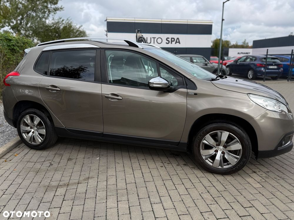 Peugeot 2008 1.2 Pure Tech Access - 2