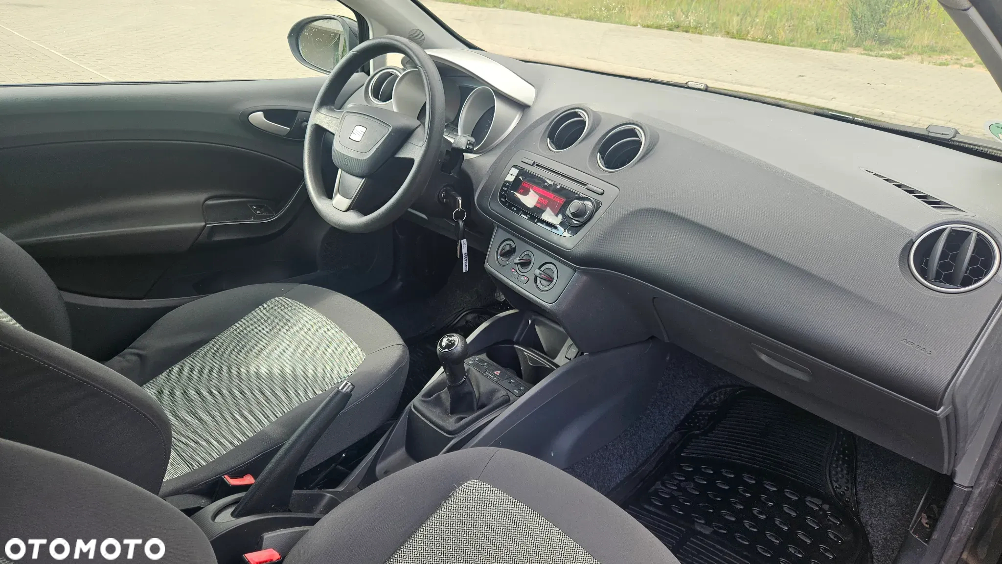 Seat Ibiza SC 1.4 16V Sport - 25