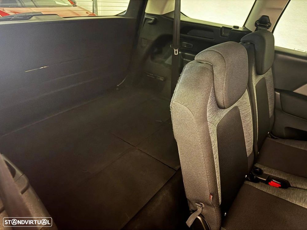 Citroën Grand C4 Spacetourer - 28
