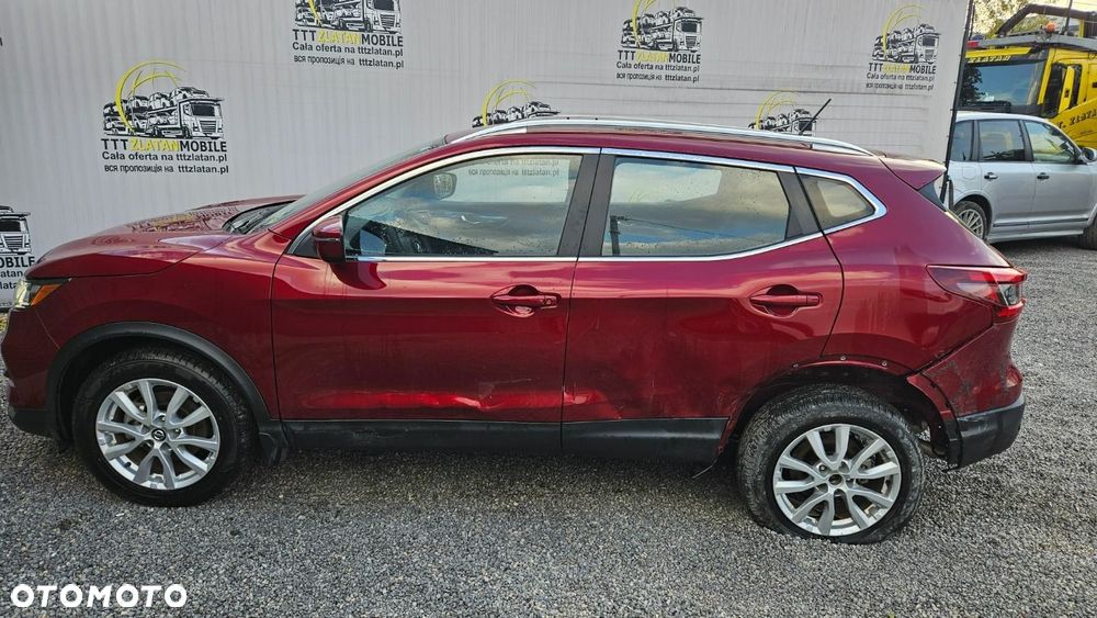 Nissan Rogue - 18