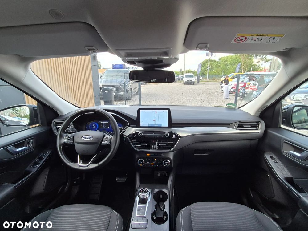 Ford Kuga - 31