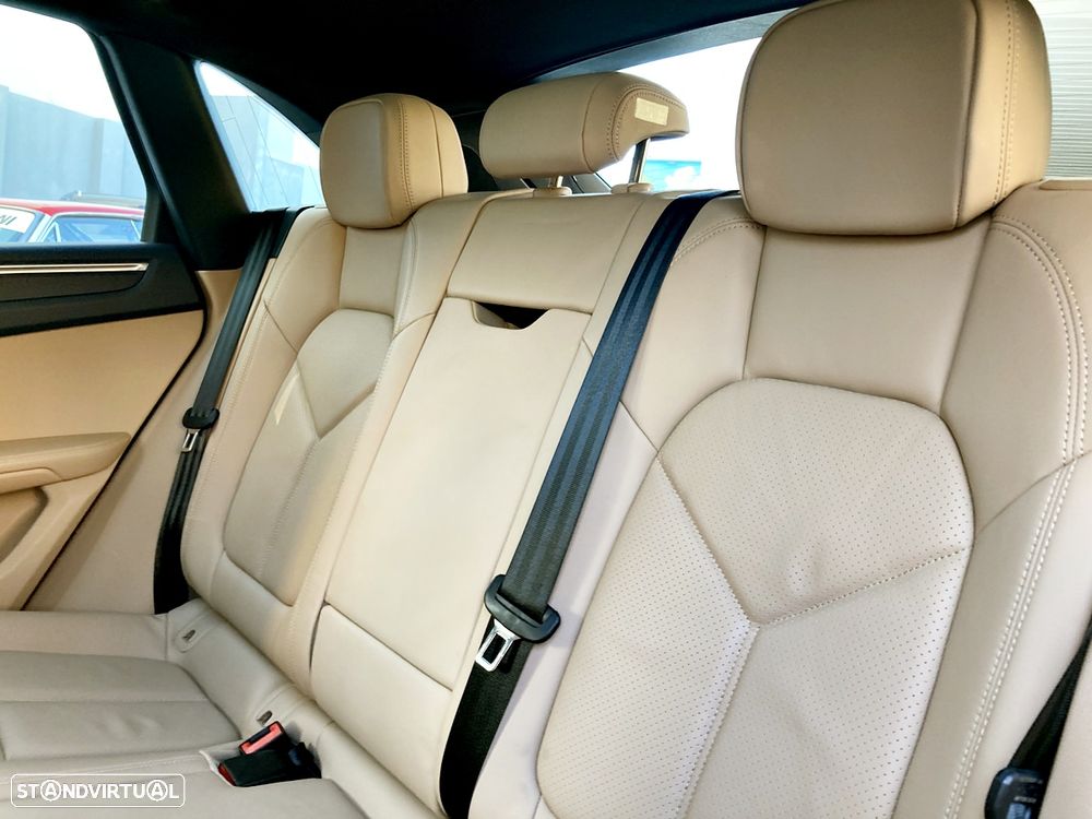 Porsche Macan Standard - 26