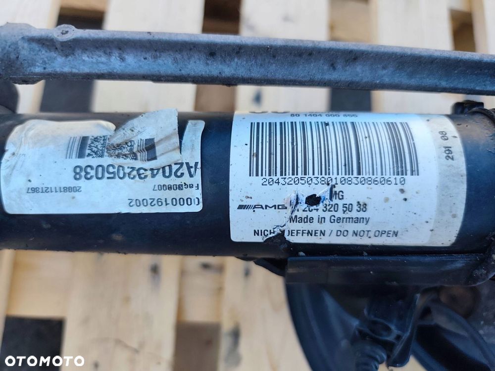mercedes w204 c63 prawa przednia zwrotnica wahacz komplet - 3