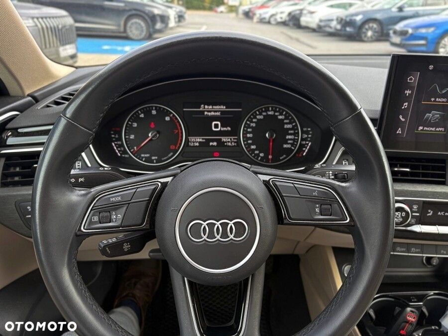 Audi A4 Limousine - 17