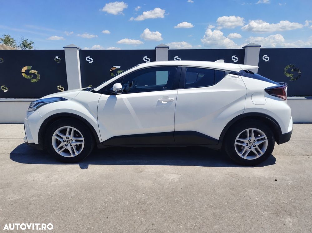 Toyota C-HR Business-Edition - 4