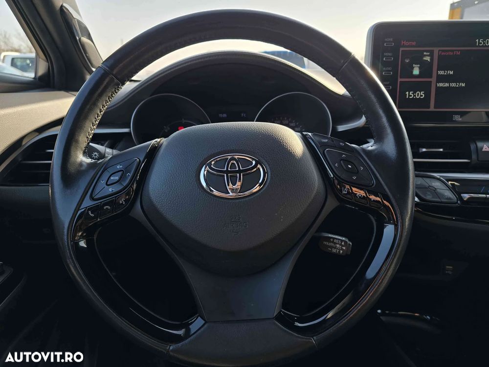 Toyota C-HR - 15
