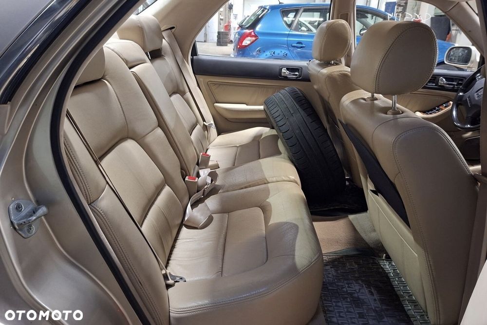 Honda Legend - 5