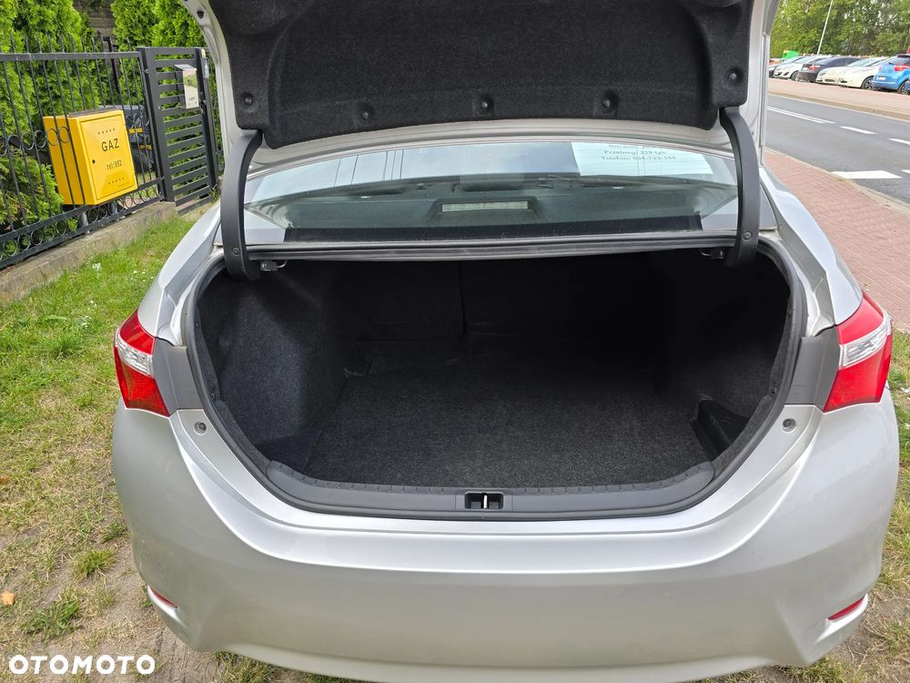 Toyota Corolla 1.6 Active EU6 - 11