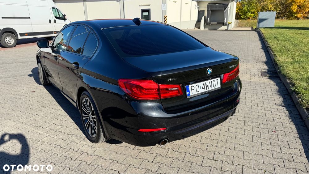 BMW Seria 5 520d xDrive MHEV Sport Line sport - 10