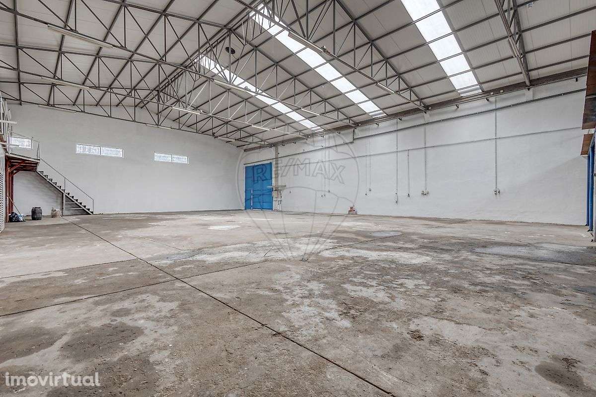 Armazém  para arrendamento - Grande imagem: 4/19