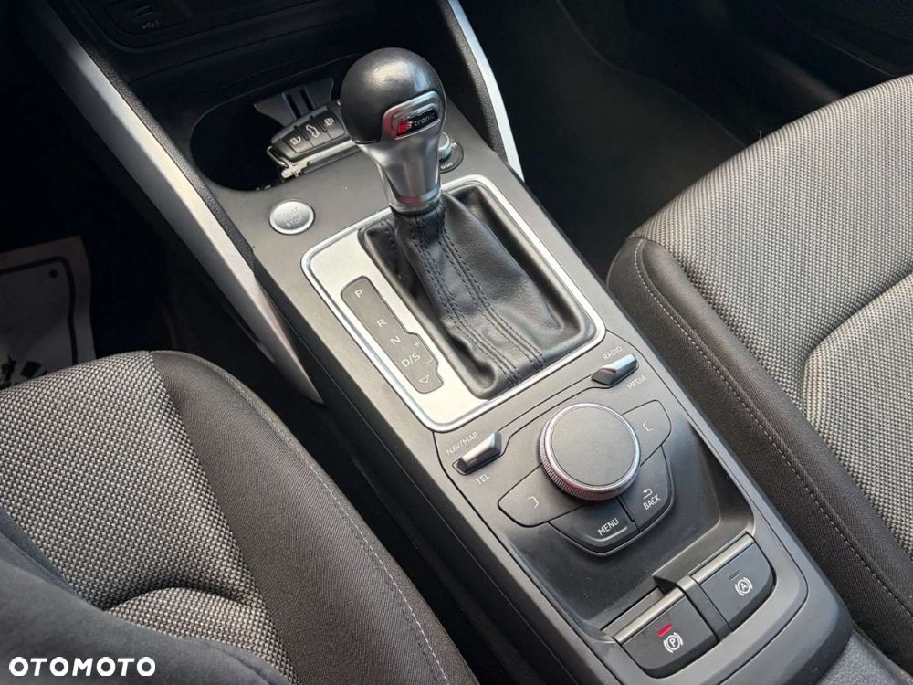 Audi Q2 30 TDI S tronic - 24