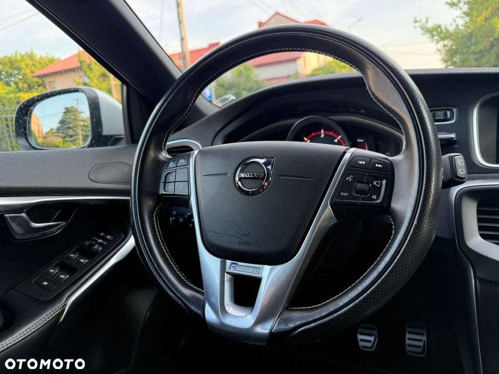 Volvo V40 D2 RDesign - 22