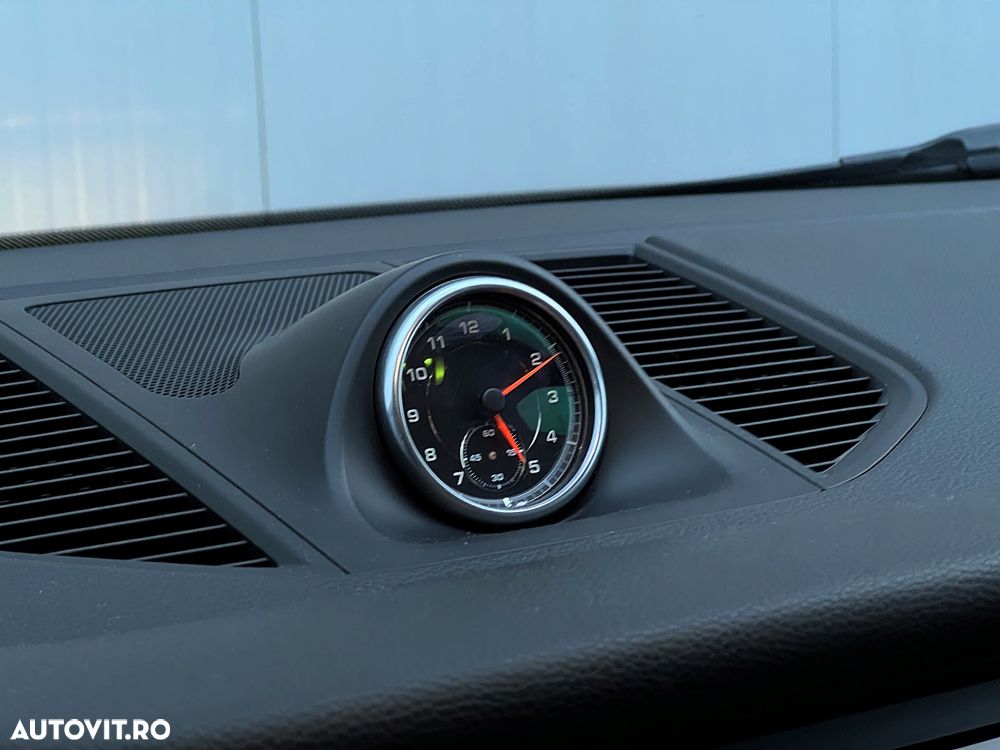 Porsche Macan 3.0 PDK S - 35