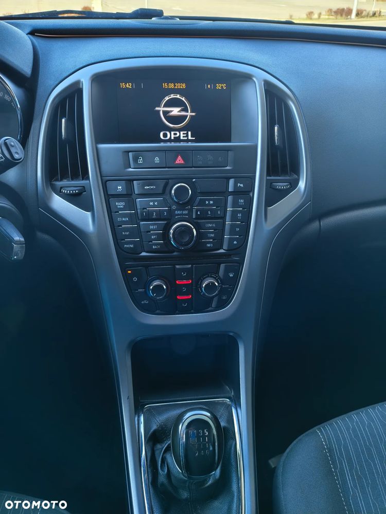 Opel Astra - 9