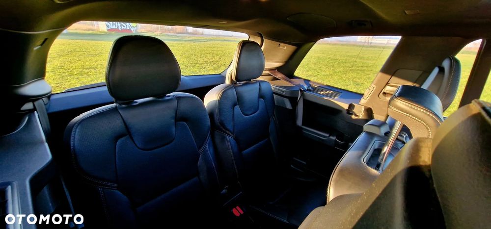 Volvo XC 90 T8 AWD Plug-In Hybrid R-Design 7os - 23