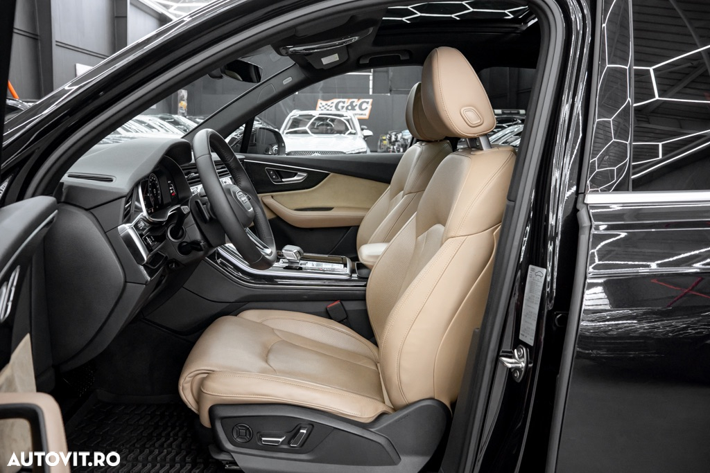 Audi Q7 55 TFSI quattro Tiptronic MHEV S Line - 15