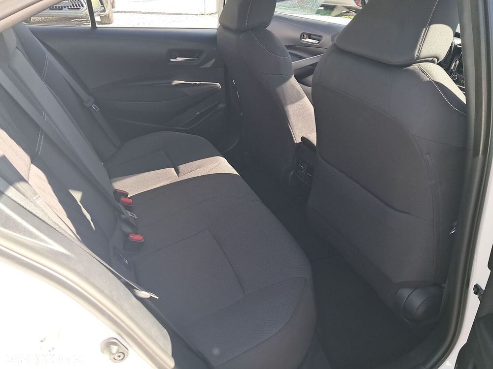 Toyota Corolla - 19